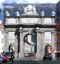 a-triumphpforte[1].jpg (24247 Byte)